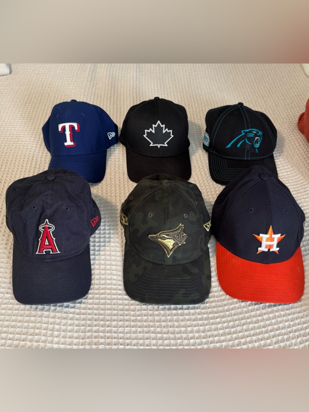 6 New Era Baseball Caps